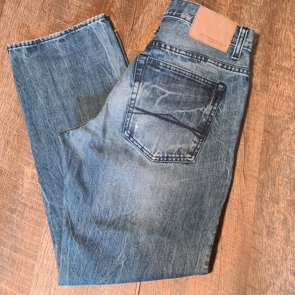 Aeropostale Other - Aeropostale straight leg distressed jeans men's size 32/30